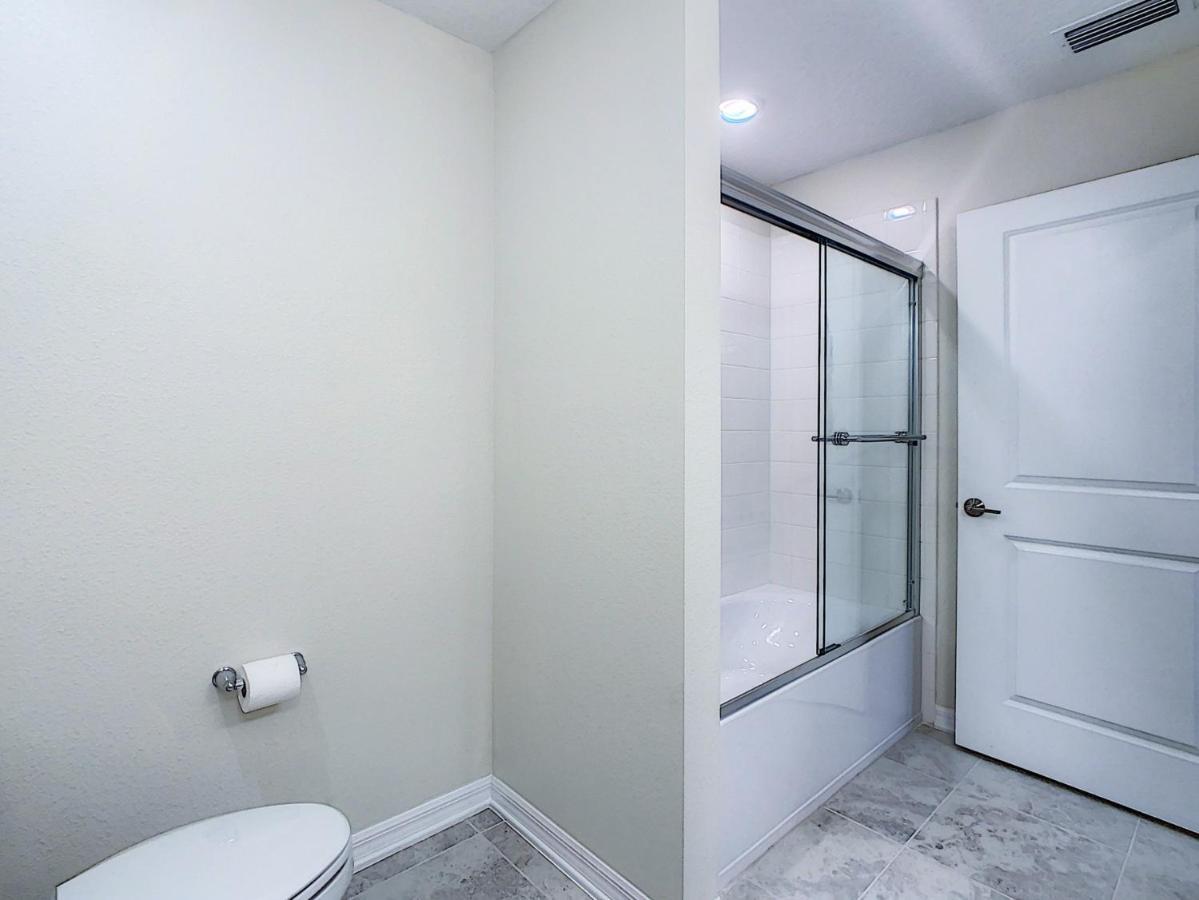 Apartment Updated Condo, 5 Mi To Disney, On-site Water Park